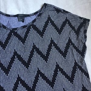 F21 B&W Chevron Print Top